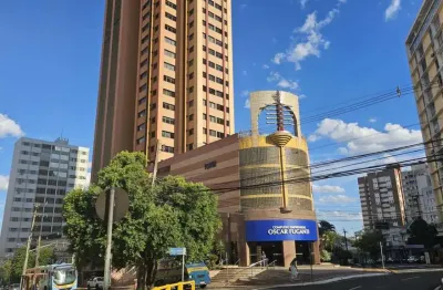 Sala comercial para alugar na Rua Santa Catarina, 50, Centro, Londrina