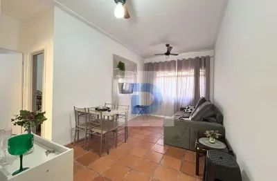Apartamento compacto com 2 vagas na enseada — localização privilegiada!