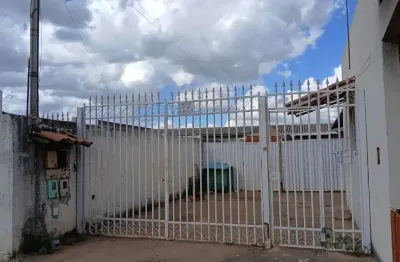 Casa com 2 quartos para alugar na Quadra Quadra 6, 53, Residencial Sol Nascente I, Águas Lindas de Goiás