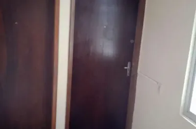 Apartamento para alugar na Avenida Prefeito Erasto Gaertner, Bacacheri, Curitiba