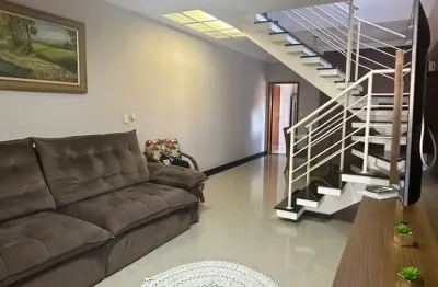 Sobrado com 120 metros 3 dormitorios 1 suite em aruja