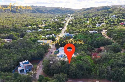 Terreno de esquina, plano com 1.180 m² no condomínio santa monica