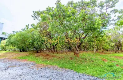 Terreno plano com 600 m² à venda no condomínio parque do mirante