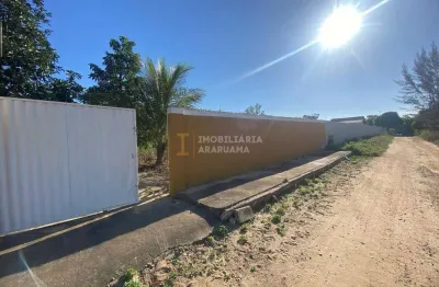 Terreno amplo com suíte e varanda – 900m² murados e com muito verde