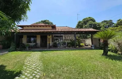 Casa à venda, 3 quartos, 1 suíte, 3 vagas, praça da bandeira - araruama/rj