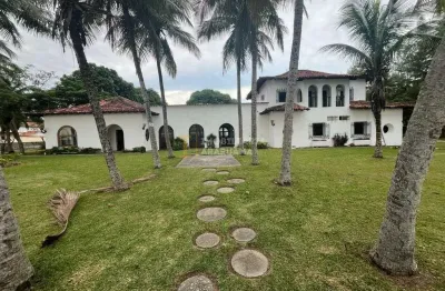 Casa à venda, 5 quartos, 5 suítes, 2 vagas, bananeiras - araruama/rj