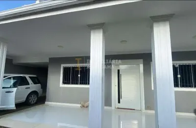Casa com 3 quartos à venda na Vila Capri, Araruama 