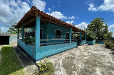 Casa com 5 quartos à venda no Viaduto, Araruama 