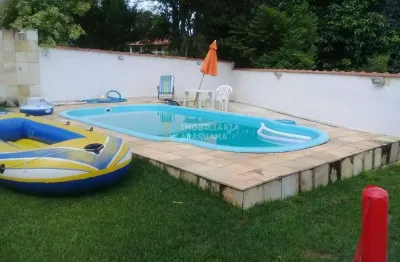 Casa com 3 quartos à venda no Viaduto, Araruama 