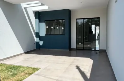 Linda casa a 5 minutos do centro de sarandi pr , financia mcmv
