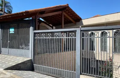 Excelente imóvel, todo avarandado e com vista privilegiada para o bairro