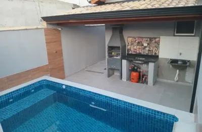 Casa à venda no jardim das palmeiras – itanhaém/sp  lado praia, a apenas 1.300 metros do mar, em rua calçada!