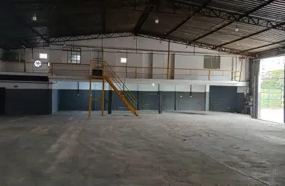 Galpão de esquina para locação – vila guilherme | localização estratégica