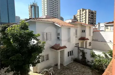 Sobrado à venda com 4 quartos, sendo 2 suítes,  em tatuapé, são paulo - sp