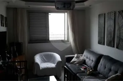 Apartamento à venda com 3 quartos, sendo 1 suíte,  no condomínio vicente mateus, são paulo - sp