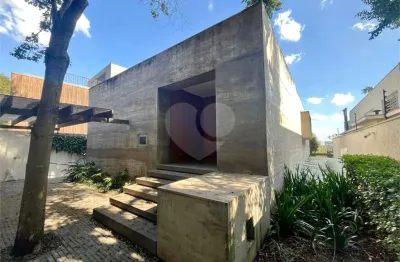 Casa com 3 quartos para alugar na Rua dos Morás, Vila Madalena, São Paulo