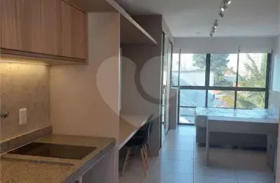 Kitnet / Stúdio para alugar na Rua República do Iraque, Campo Belo, São Paulo