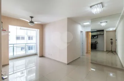 Apartamento com 2 quartos à venda na Rua Domingos Paiva, 260, Brás, São Paulo