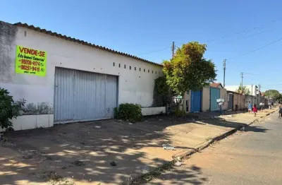 Imóvel para venda possui 390 metros quadrados com 3 quartos
