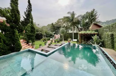 Casa em condomínio fechado com 4 quartos à venda na rua do beija-flor, 153, lagoa da conceição, florianópolis por r$ 3.850.000