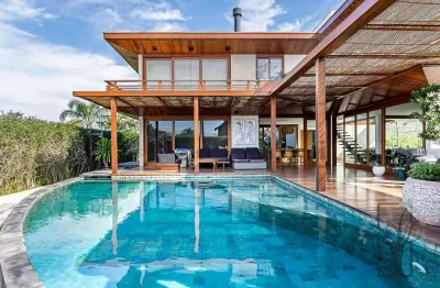 Casa em condomínio fechado com 5 quartos à venda na rodovia doutor antônio luiz moura gonzaga, 135, rio tavares, florianópolis por r$ 15.000.000