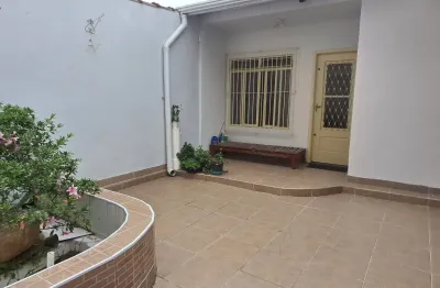 Casa a venda em jacareí próximo ao centro e ao vila branca - preço abaixo de mercado
