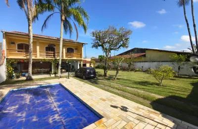 Sobrado 4 dormitórios, piscina, churrasqueira,  itanhaém litoral de são paulo.
