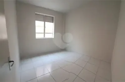 Apartamento de 02 dormitórios no barreto próximo ao tio sam com ótima localização