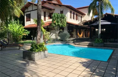 Excelente casa de 4 quartos, condomínio em piratininga, niterói!