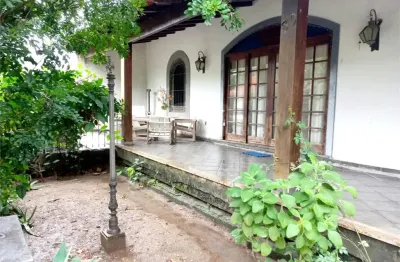 Casa com 4 quartos à venda na Rua Tapajós, 30, São Francisco, Niterói