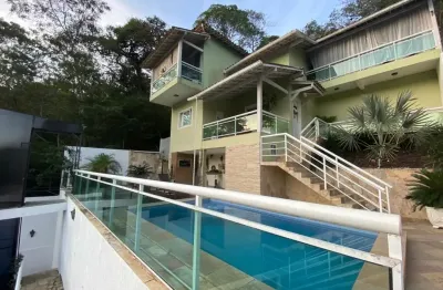 Maravilhosa casa duplex,3 quartos,2 suites,ampla, arejada lazer , jardim, prox a natureza,