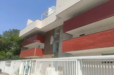 Cobertura à venda em itacoatiara com uma deslumbrante vista para a pedra e sol da manhã!