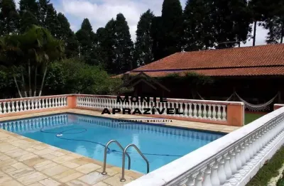 Chácara / sítio com 7 quartos para alugar no Ipelândia, Suzano 