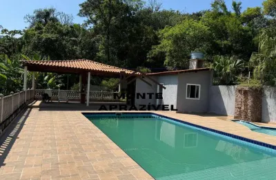 Linda chácara a venda em suzano-aceita financiamento bancário
