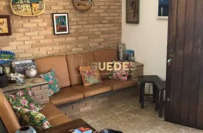 Casa com 2 quartos à venda na Praia do Lazaro, Ubatuba 