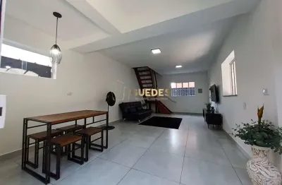 Casa com 2 quartos à venda em Itaguá, Ubatuba 