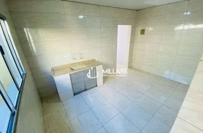Casa com 1 quarto para alugar na Rua Frei Inocêncio, Jardim São Gabriel, São Paulo