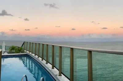 Apartamento vista-mar, a 8 metros da praia! tudo novo conforme fotos!