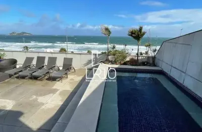 Cobertura duplex de frente para a praia da barra da tijuca