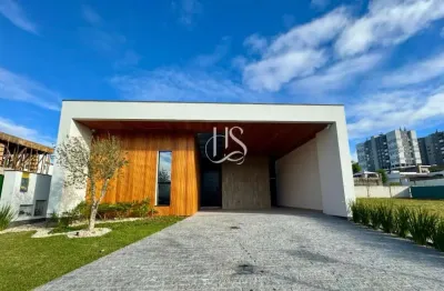 Casa 3 dormitórios, sendo 2 suítes e 1 suíte master no condomínio reserva da pedra