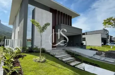 Casa 4 dormitórios, sendo 3 suítes e 1 suíte master com closet, reserva da pedra