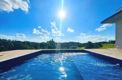 Linda casa térrea, recém construida, no condomínio terra caxambu em jundiaí - sp.
