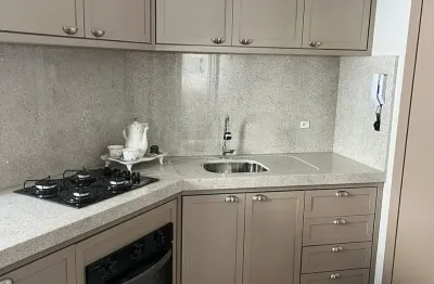 Lindo apartamento no edifício elisa, no centro de tubarão.
