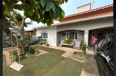 Casa com 3 quartos à venda na Rua Júlia Caetano Dutra, Praia de Fora, Palhoça