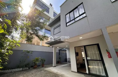 Casa à venda na Rua Angico, Mariscal, Bombinhas