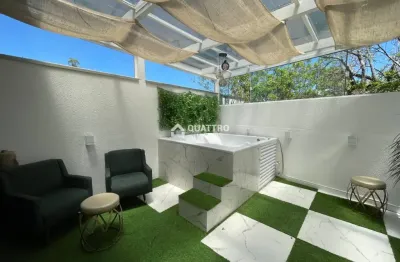 Casa à venda na Avenida Girassol, 156, Morrinhos, Bombinhas