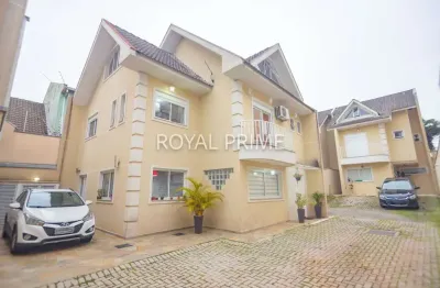Sobrado em condomínio com 3 dormitórios e ático à venda, 170 m² - santa felicidade - curitiba/pr