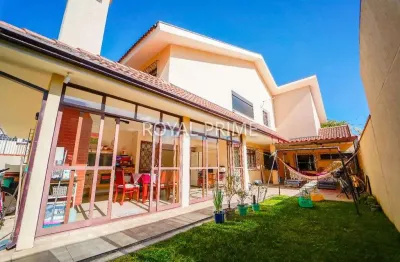 Sobrado de rua com quintal e 5 quartos à venda, 267 m² - seminário - curitiba/pr