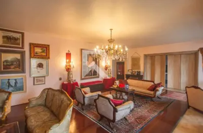 Apartamento reformado no centro de curitiba 472,75 m2 por r$ 1.500.000,00