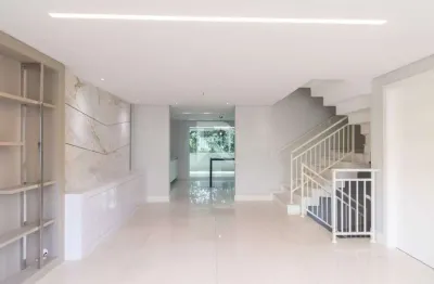 Casa de alto padrão em condomínio fechado com 3 suítes e 4 vagas - alto padrão - curitiba/pr